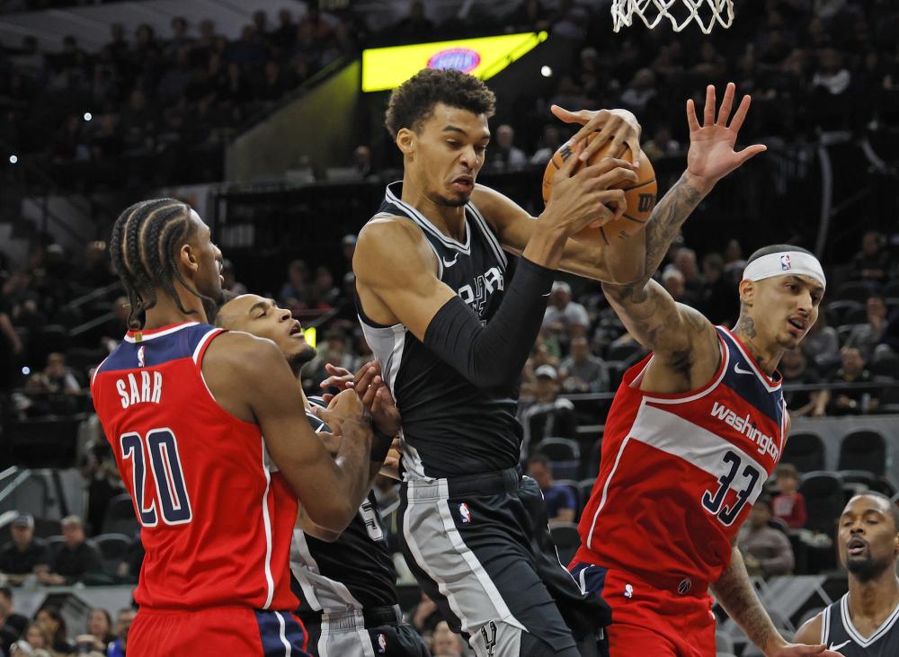 通过敏捷的 通过敏捷的