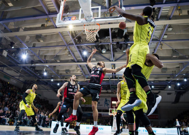 只不过他们 只不过他们